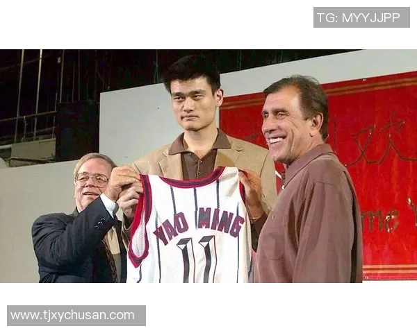 姚明衣服标志背后的故事与篮球文化的深度融合探讨 姚明衣服标志背后的故事与篮球文化的深度融合探讨